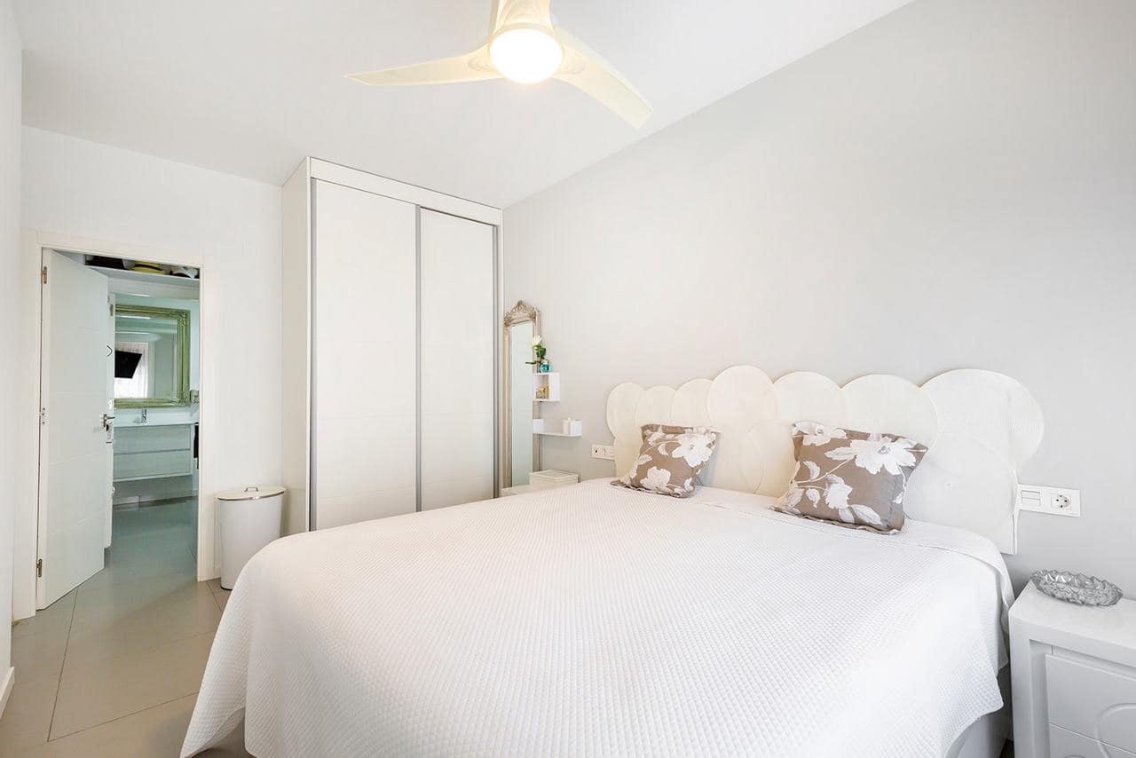 4 sovrum Lägenhet till salu i Pilar de la Horadada med pool - 597 800 € (Ref: 8792342)