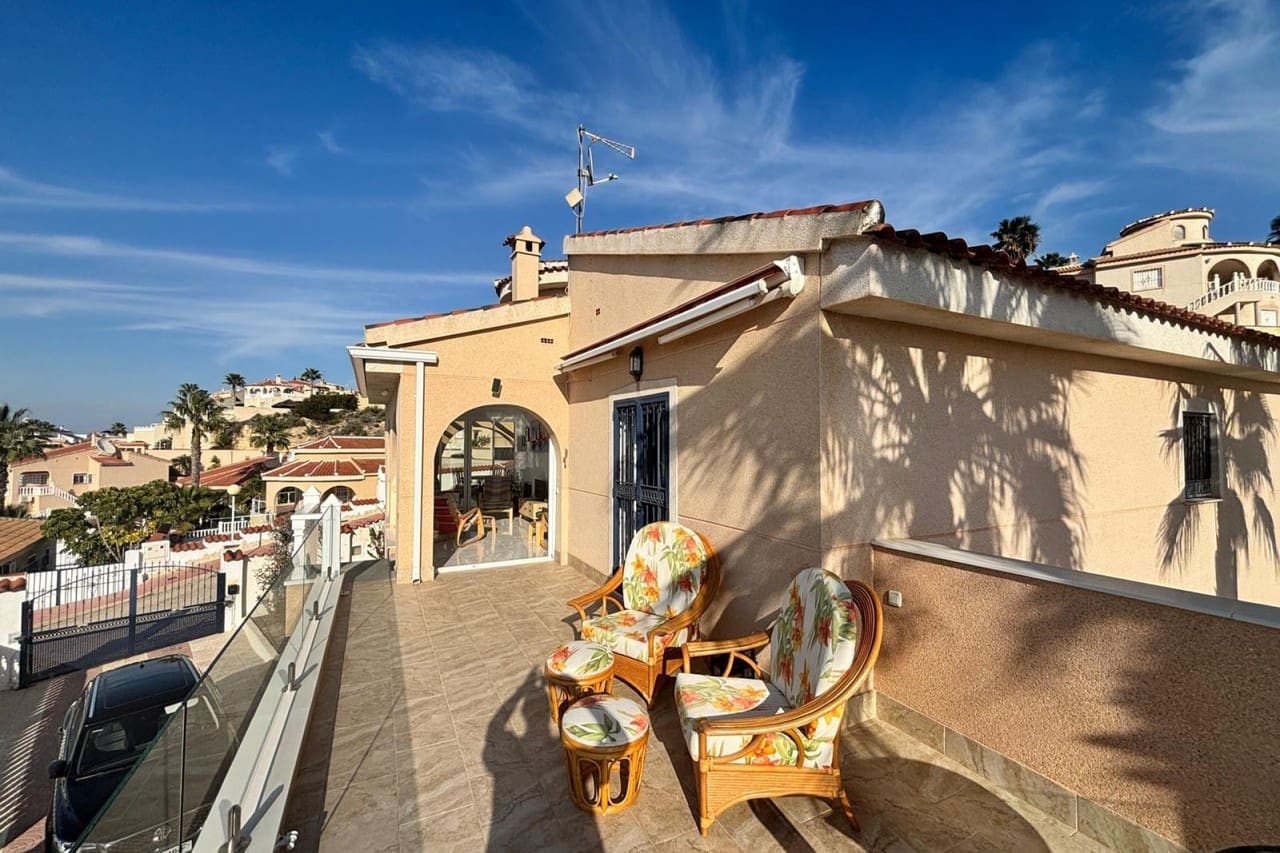 5 sovrum Villa till salu i Ciudad Quesada med pool - 615 000 € (Ref: 8792495)