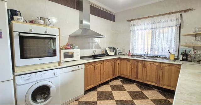 4 chambre Villa/Maison à vendre à Casco Antiguo, Marbella avec piscine garage - 1 400 000 € (Ref: 8796319)