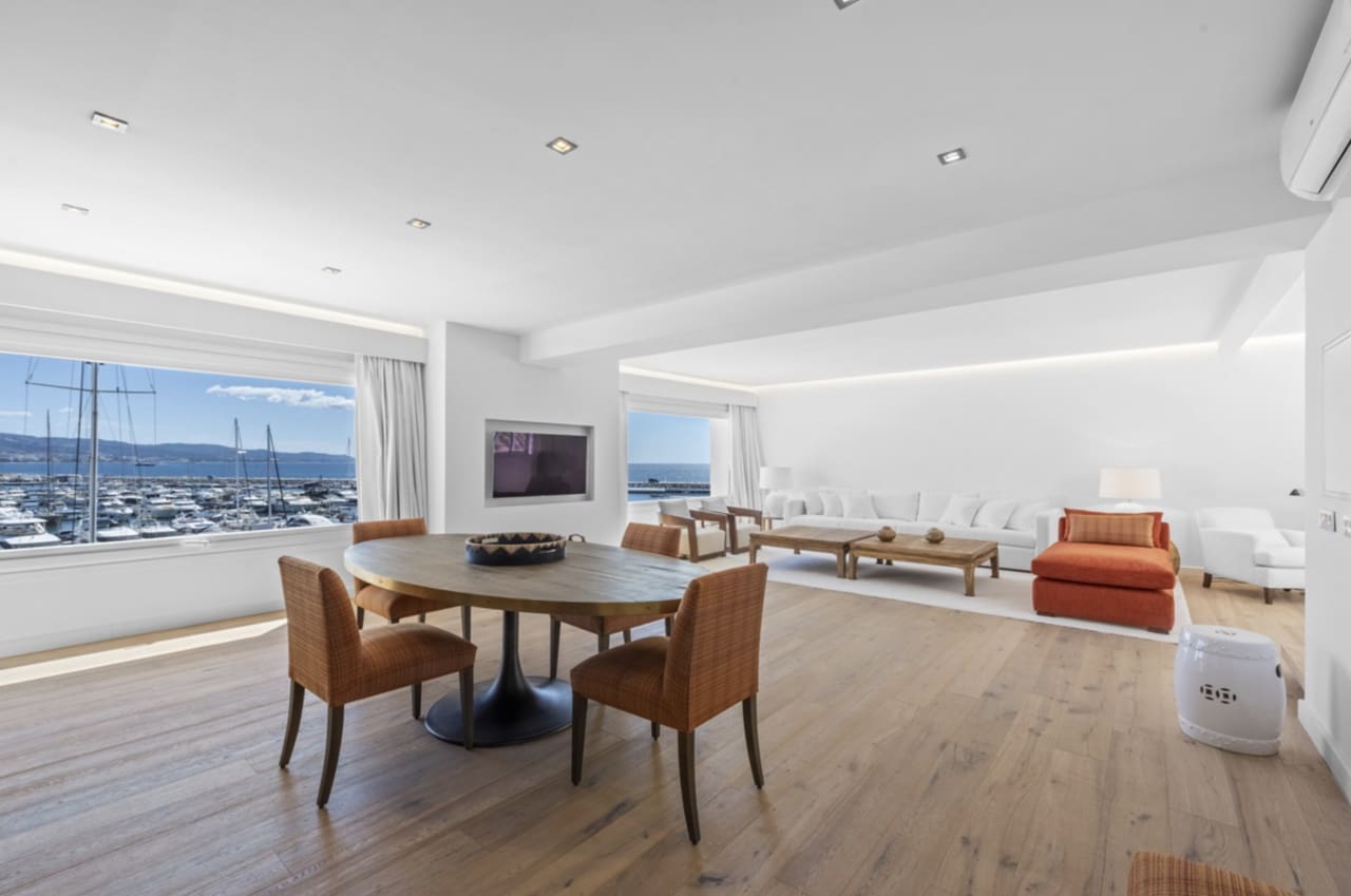 1 soverom Penthouse til salgs i Puerto Banus - € 1 100 000 (Ref: 8796320)