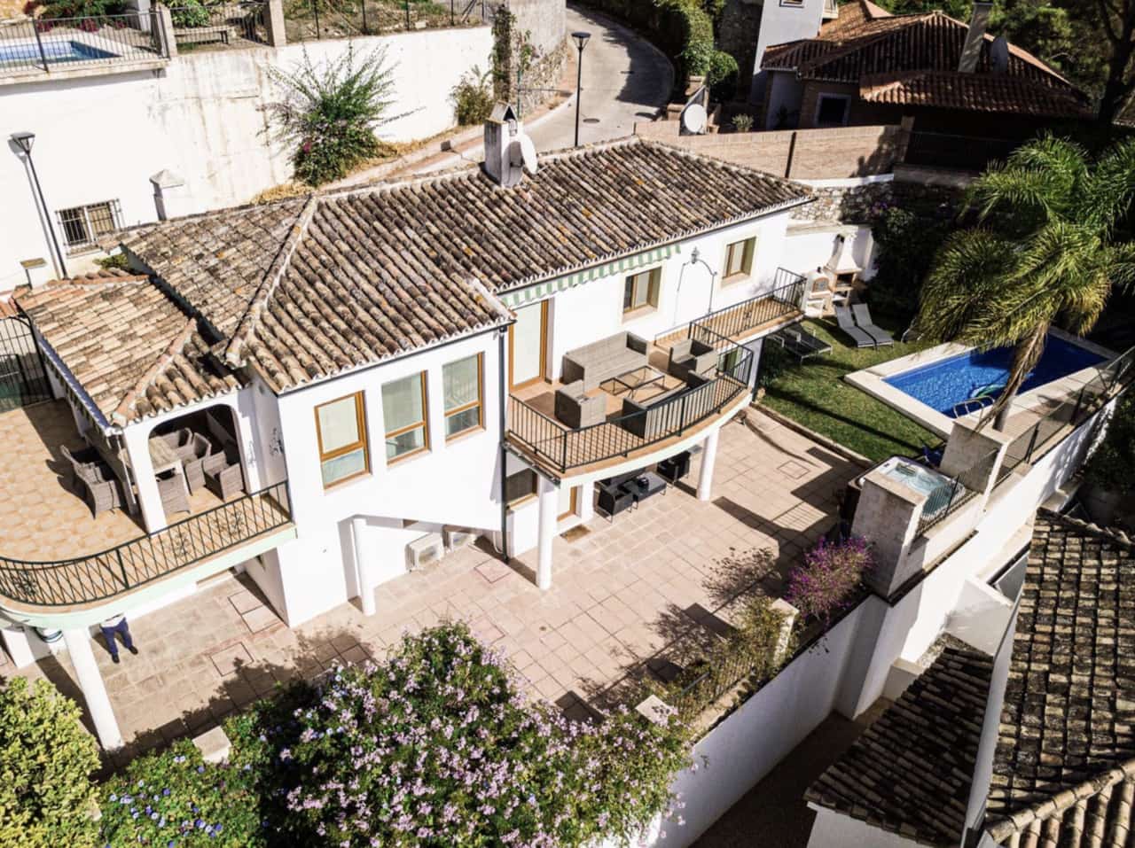 5 soveværelse Villa til salg i Benahavis med swimmingpool garage - € 895.000 (Ref: 8796321)