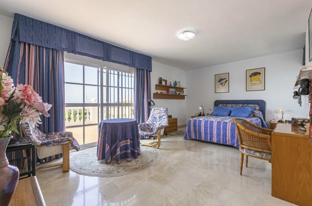 6 chambre Villa/Maison à vendre à Casco Antiguo, Marbella avec piscine garage - 1 590 000 € (Ref: 8796323)