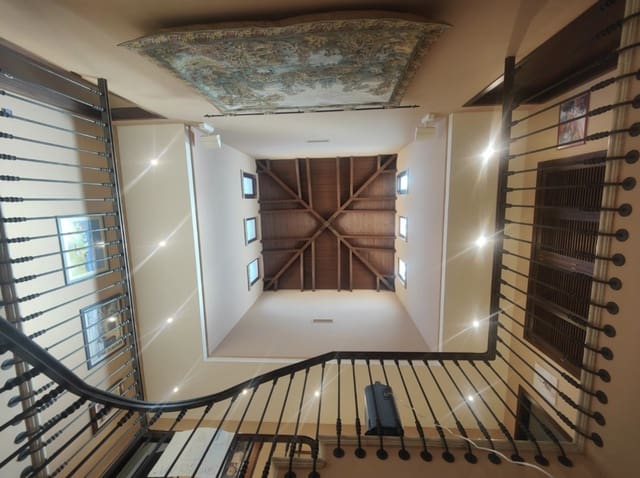 5 chambre Villa/Maison à vendre à Casco Antiguo, Marbella avec piscine garage - 1 550 000 € (Ref: 8796324)