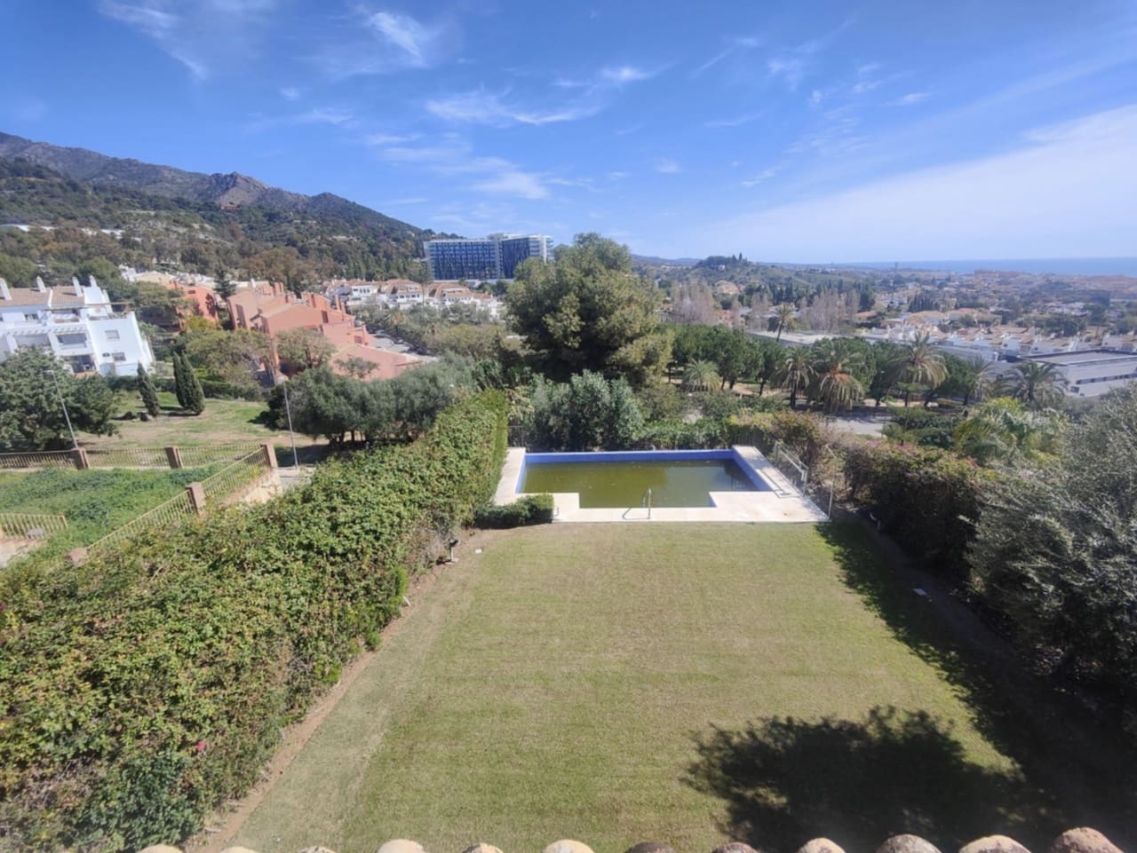 5 soveværelse Villa til salg i Marbella med swimmingpool garage - € 1.550.000 (Ref: 8796324)