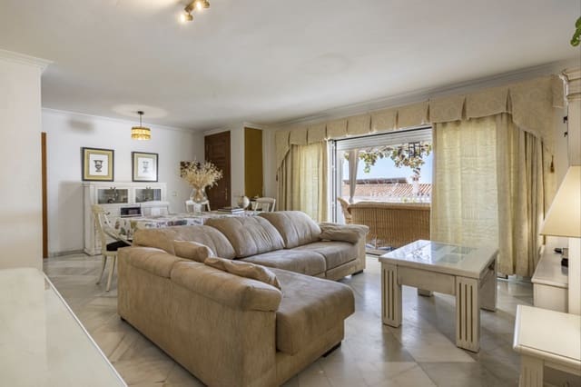 5 soveværelse Villa til salg i Casco Antiguo, Marbella med swimmingpool garage - € 1.295.000 (Ref: 8796325)