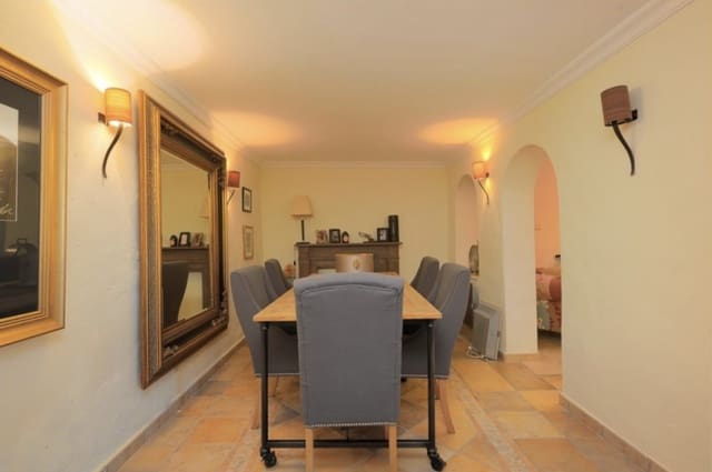 3 soveværelse Byhus til salg i Casco Antiguo, Marbella - € 1.500.000 (Ref: 8796326)