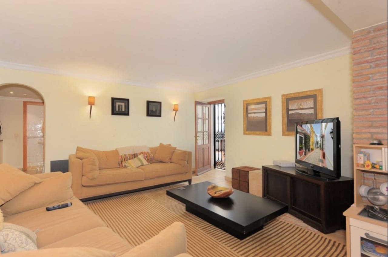 3 soveværelse Byhus til salg i Marbella - € 1.500.000 (Ref: 8796326)