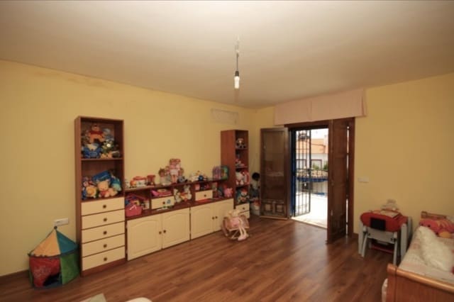 7 chambre Villa/Maison à vendre à Casco Antiguo, Marbella avec piscine garage - 1 150 000 € (Ref: 8796327)