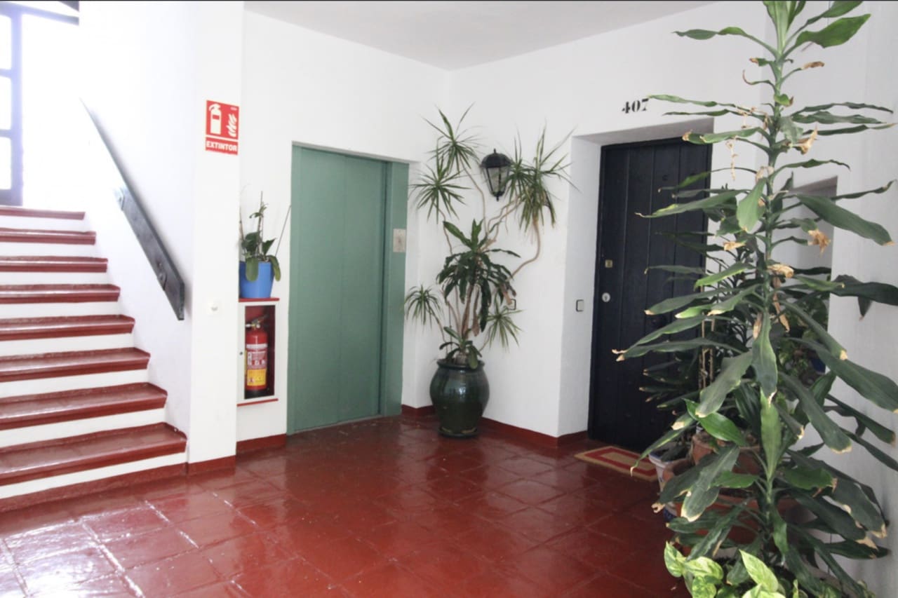 2 soveværelse Lejlighed til salg i Puerto Banus med garage - € 515.000 (Ref: 8796329)