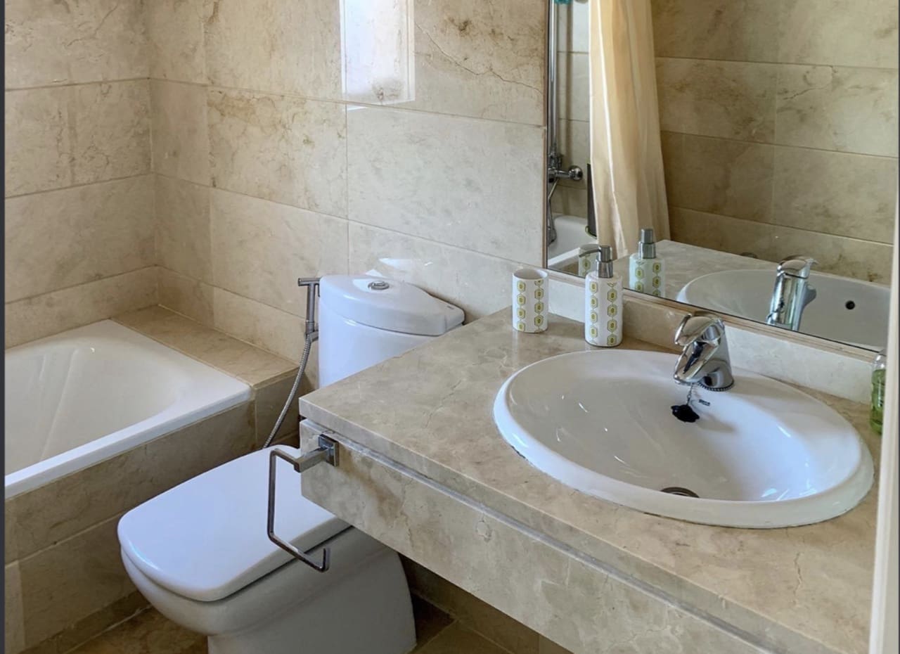 2 soveværelse Penthouse til salg i Puerto Banus med swimmingpool garage - € 530.000 (Ref: 8796330)
