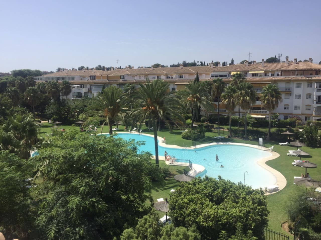 2 soveværelse Penthouse til salg i Puerto Banus med swimmingpool garage - € 530.000 (Ref: 8796330)