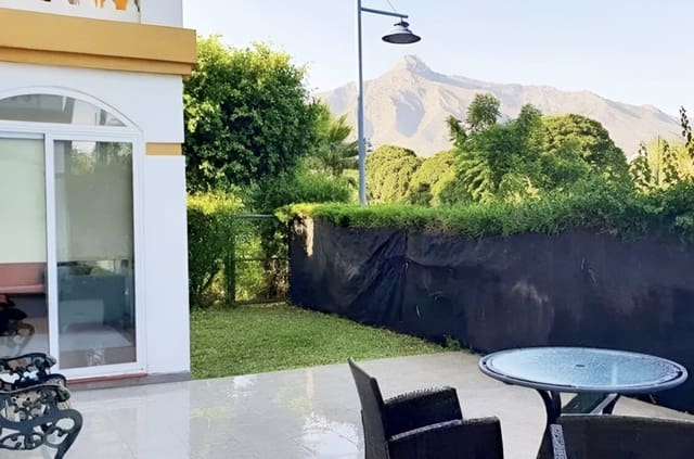 3 soverom Leilighet til salgs i Puerto Banus, Marbella med svømmebasseng - € 460 000 (Ref: 8796333)