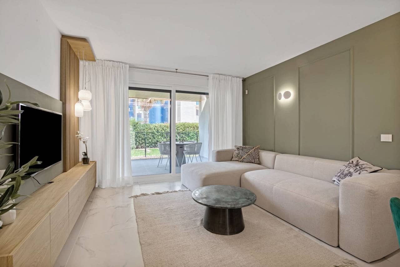 2 Zimmer Apartment zu verkaufen in Torrevieja mit Pool Garage - 429.000 € (Ref: 8799663)