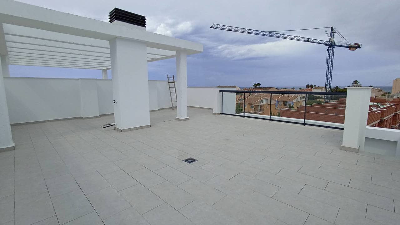 3 bedroom Apartment for sale in Torre de la Horadada with pool - € 475,000 (Ref: 8799664)