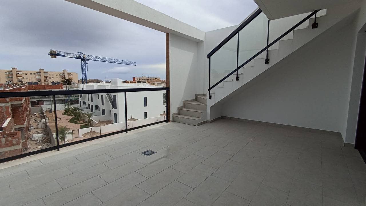 3 bedroom Apartment for sale in Torre de la Horadada with pool - € 475,000 (Ref: 8799664)