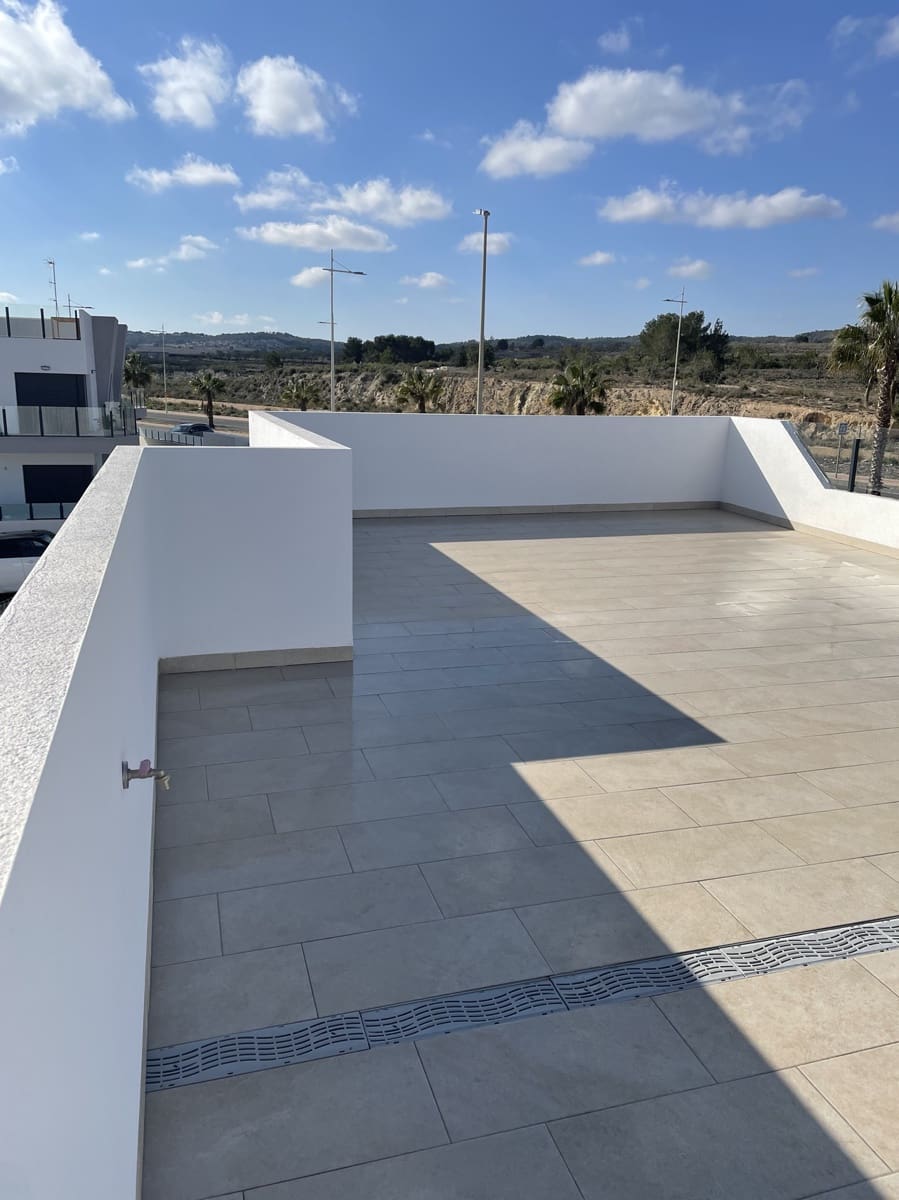 3 slaapkamer Villa te koop in San Miguel de Salinas met zwembad - € 399.900 (Ref: 8800025)