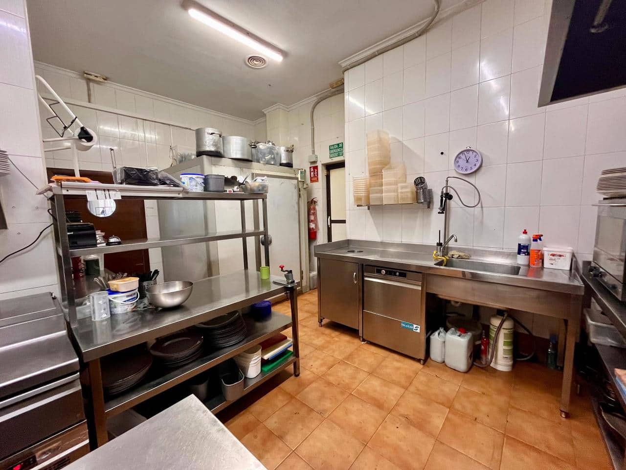Erhverv til salg i Guardamar del Segura - € 850.000 (Ref: 8800099)