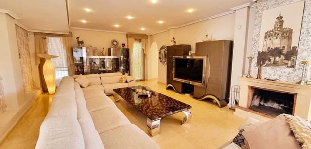 5 Zimmer Villa zu verkaufen in El Molino, Torrevieja mit Pool - 1.170.000 € (Ref: 8806275)