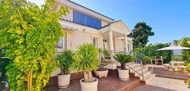 5 Zimmer Villa zu verkaufen in El Molino, Torrevieja mit Pool - 1.170.000 € (Ref: 8806275)