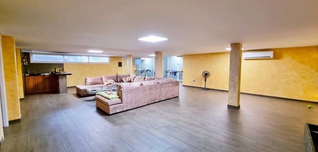 5 Zimmer Villa zu verkaufen in El Molino, Torrevieja mit Pool - 1.170.000 € (Ref: 8806275)