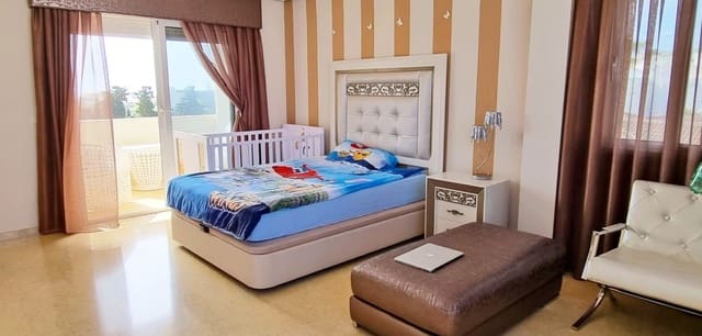 5 Zimmer Villa zu verkaufen in El Molino, Torrevieja mit Pool - 1.170.000 € (Ref: 8806275)