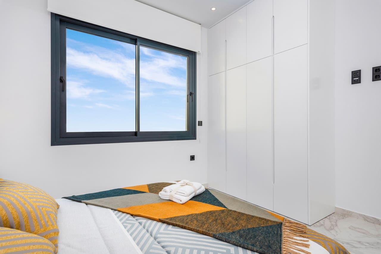 3 slaapkamer Villa te koop in Benijofar met zwembad garage - € 435.000 (Ref: 8810621)