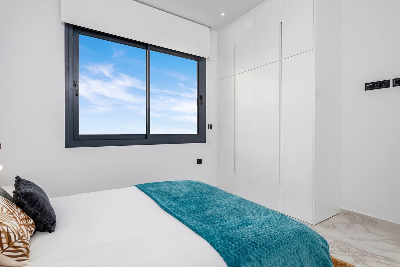 3 slaapkamer Villa te koop in Benijofar met zwembad garage - € 435.000 (Ref: 8810621)