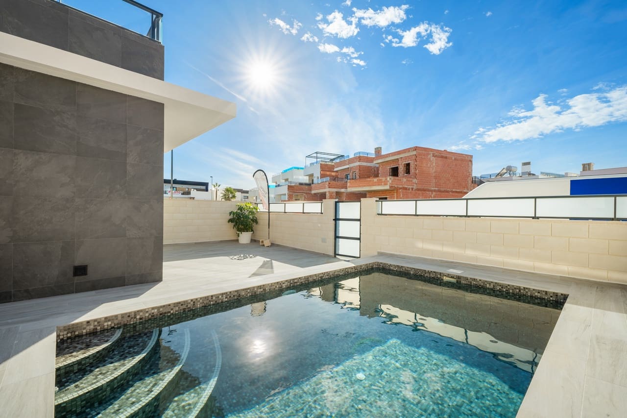 3 slaapkamer Villa te koop in Benijofar met zwembad garage - € 435.000 (Ref: 8810621)