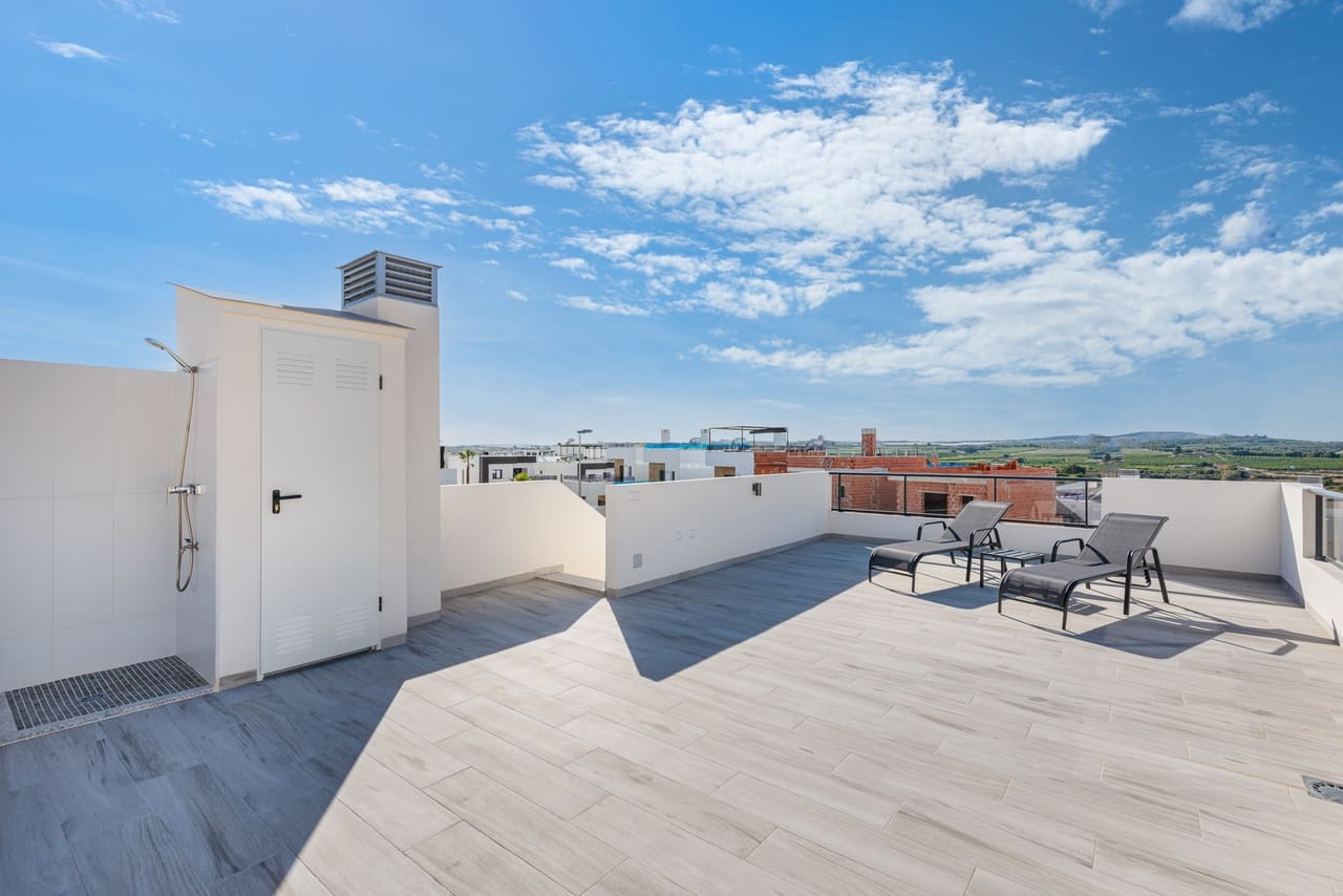 3 slaapkamer Villa te koop in Benijofar met zwembad garage - € 435.000 (Ref: 8810621)