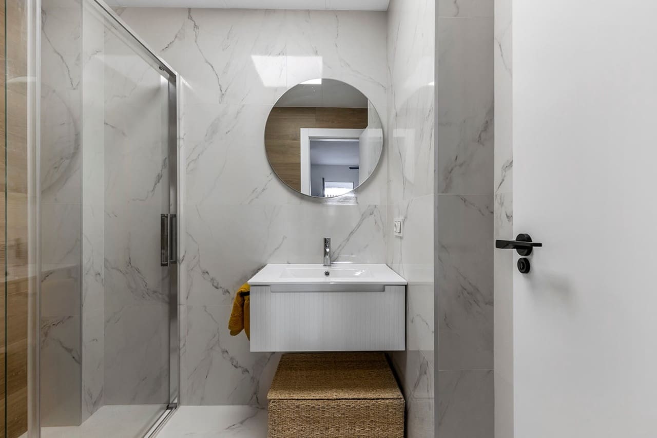 2 sypialnia Apartament na sprzedaż w Torrevieja z basenem - 165 000 € (Ref: 8813804)