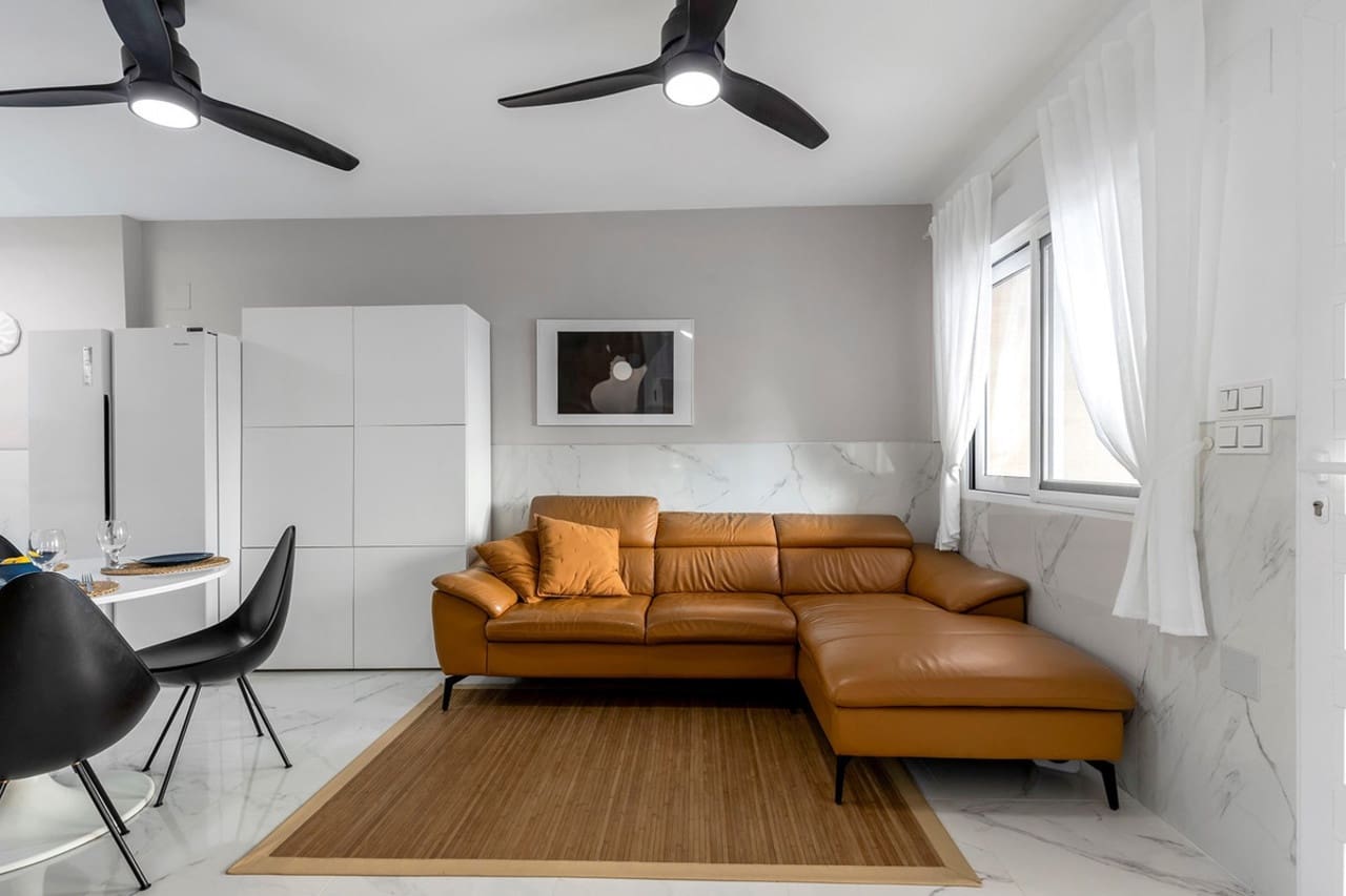 2 sypialnia Apartament na sprzedaż w Torrevieja z basenem - 165 000 € (Ref: 8813804)