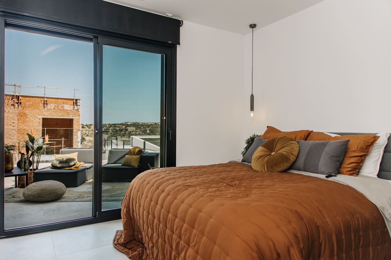 4 soverom Villa til salgs i Rojales med svømmebasseng garasje - € 995 000 (Ref: 8814658)