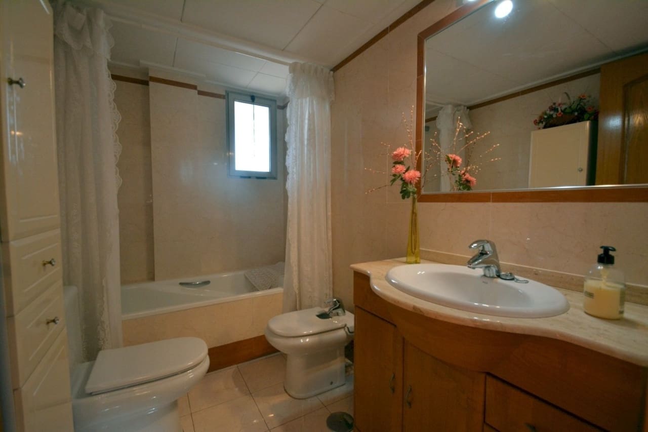 2 soverom Leilighet til salgs i Guardamar del Segura - € 197 000 (Ref: 8822105)