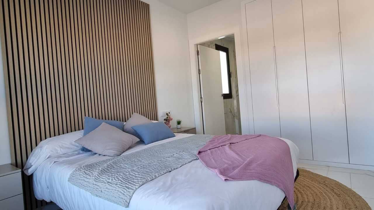 3 bedroom Villa for sale in Los Montesinos with pool - € 367,000 (Ref: 8837433)