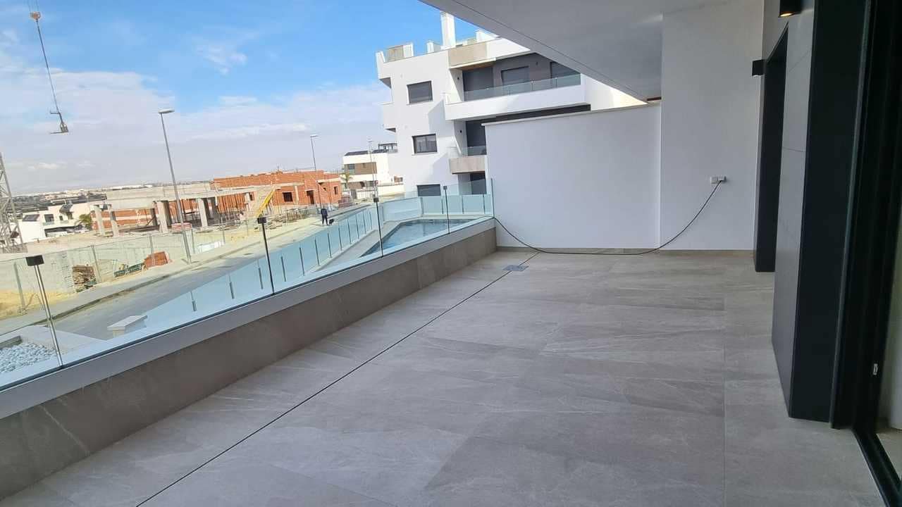 3 Zimmer Apartment zu verkaufen in Los Montesinos mit Pool Garage - 247.000 € (Ref: 8842306)