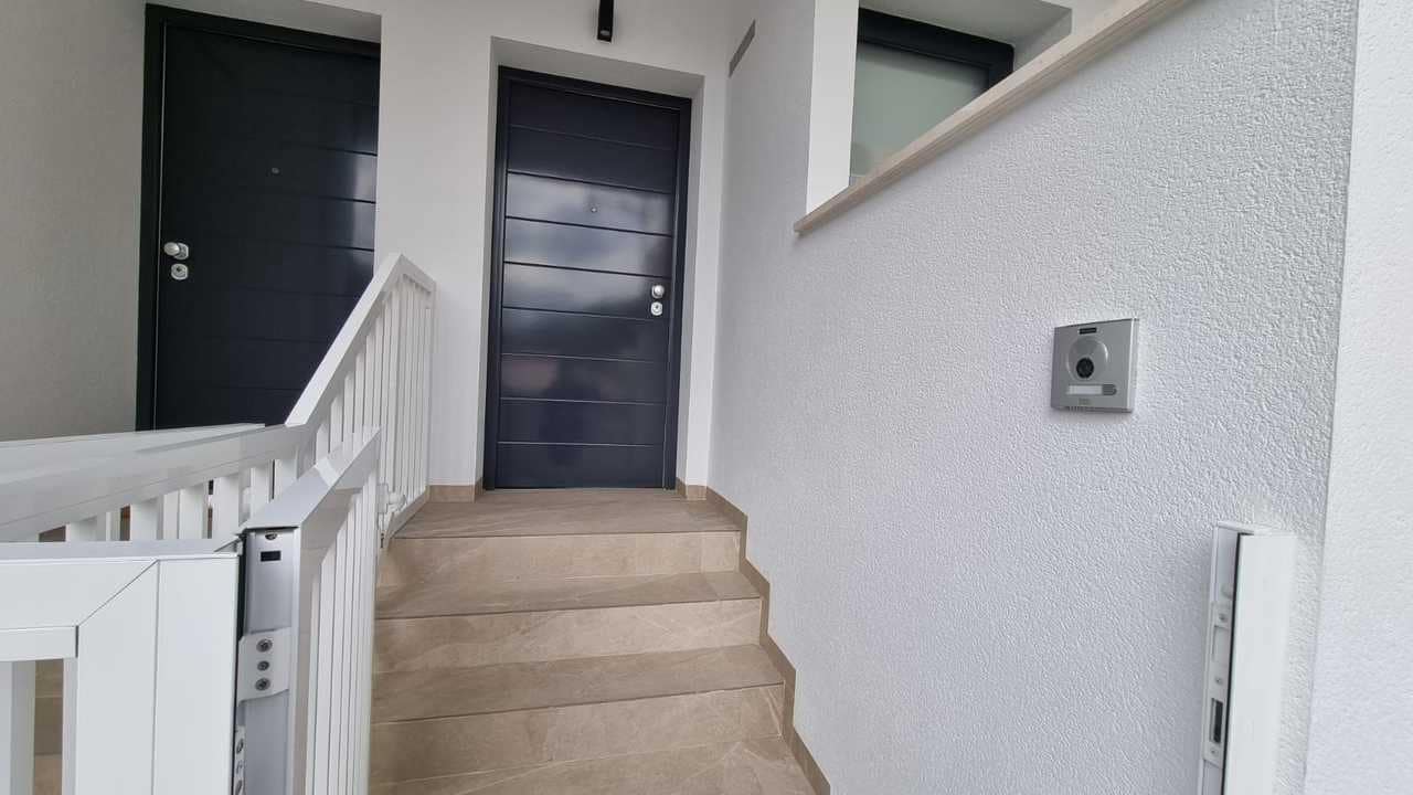 3 Zimmer Apartment zu verkaufen in Los Montesinos mit Pool Garage - 247.000 € (Ref: 8842306)