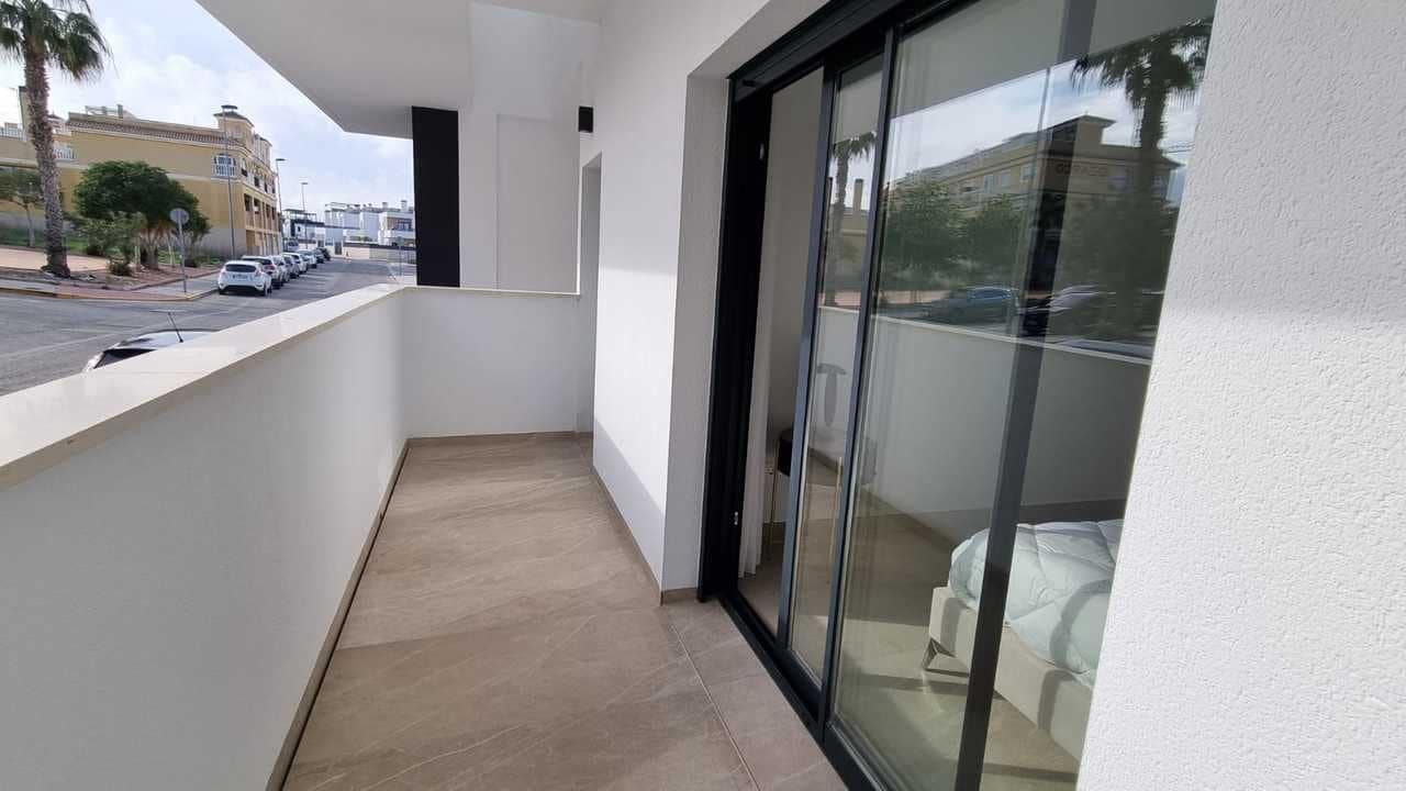 3 Zimmer Apartment zu verkaufen in Los Montesinos mit Pool Garage - 247.000 € (Ref: 8842306)