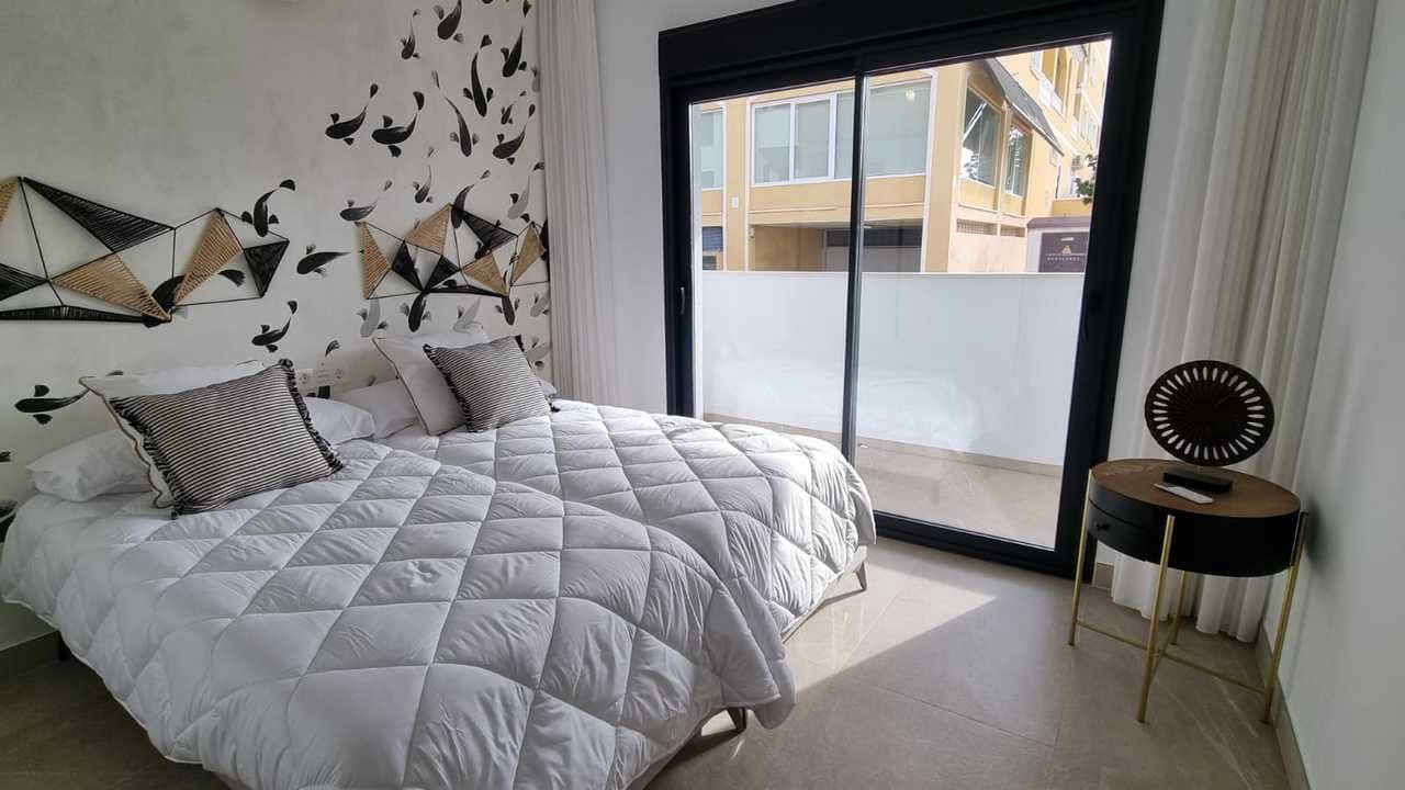 3 Zimmer Apartment zu verkaufen in Los Montesinos mit Pool Garage - 247.000 € (Ref: 8842306)