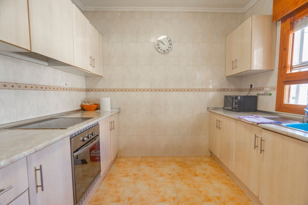 3 quarto Moradia para venda em Ciudad Quesada com piscina - 182 500 € (Ref: 8843282)