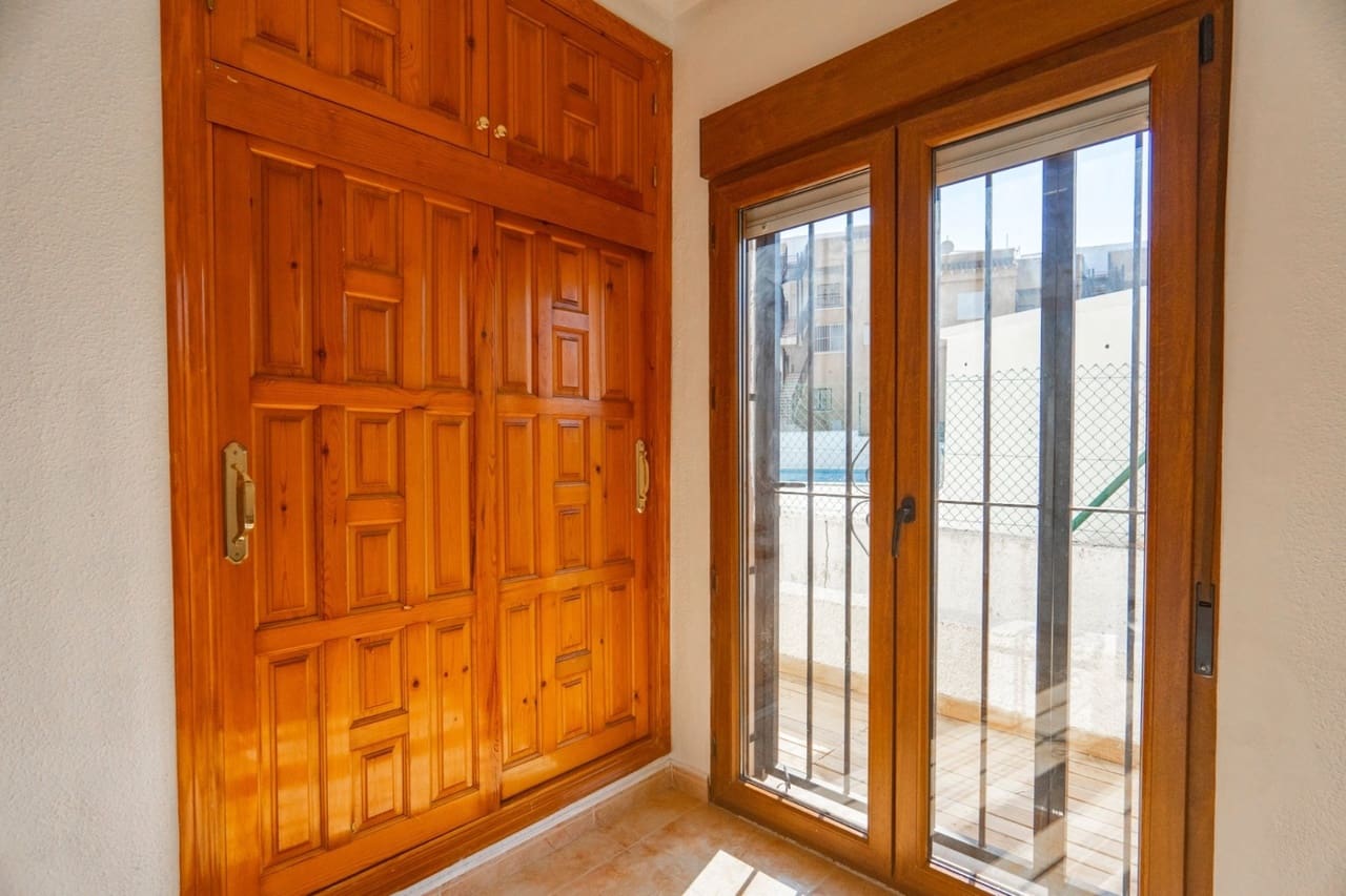 3 quarto Moradia para venda em Ciudad Quesada com piscina - 182 500 € (Ref: 8843282)