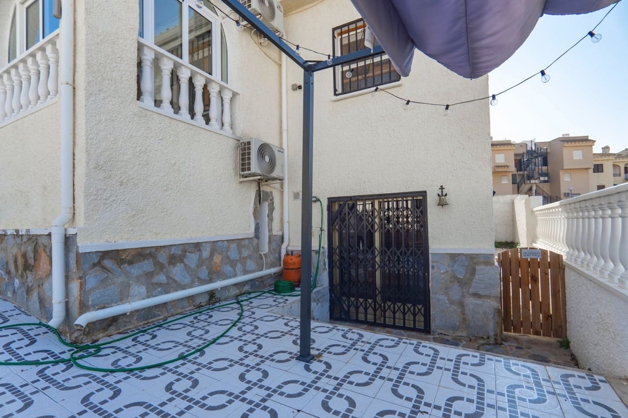 3 quarto Moradia para venda em Ciudad Quesada com piscina - 182 500 € (Ref: 8843282)