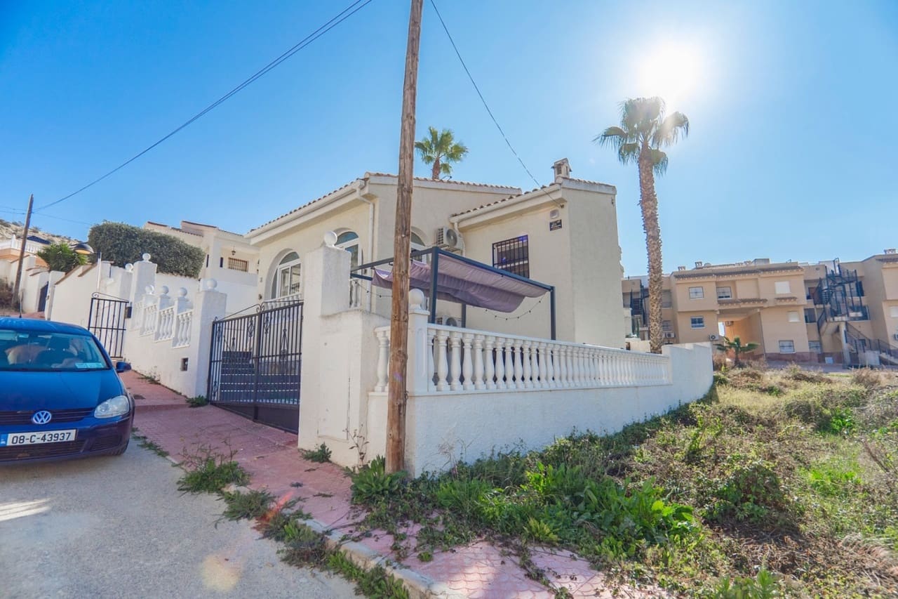 3 quarto Moradia para venda em Ciudad Quesada com piscina - 182 500 € (Ref: 8843282)