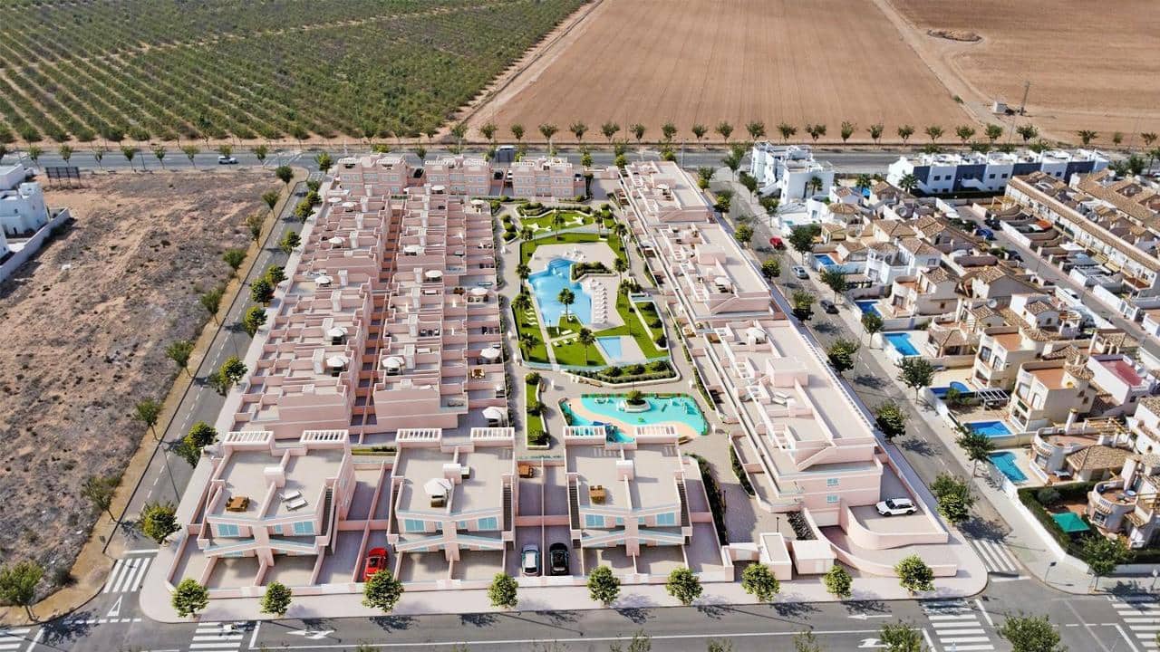Apartamento de 3 habitaciones en Pilar de la Horadada en venta con piscina garaje - 329.900 € (Ref: 8849413)