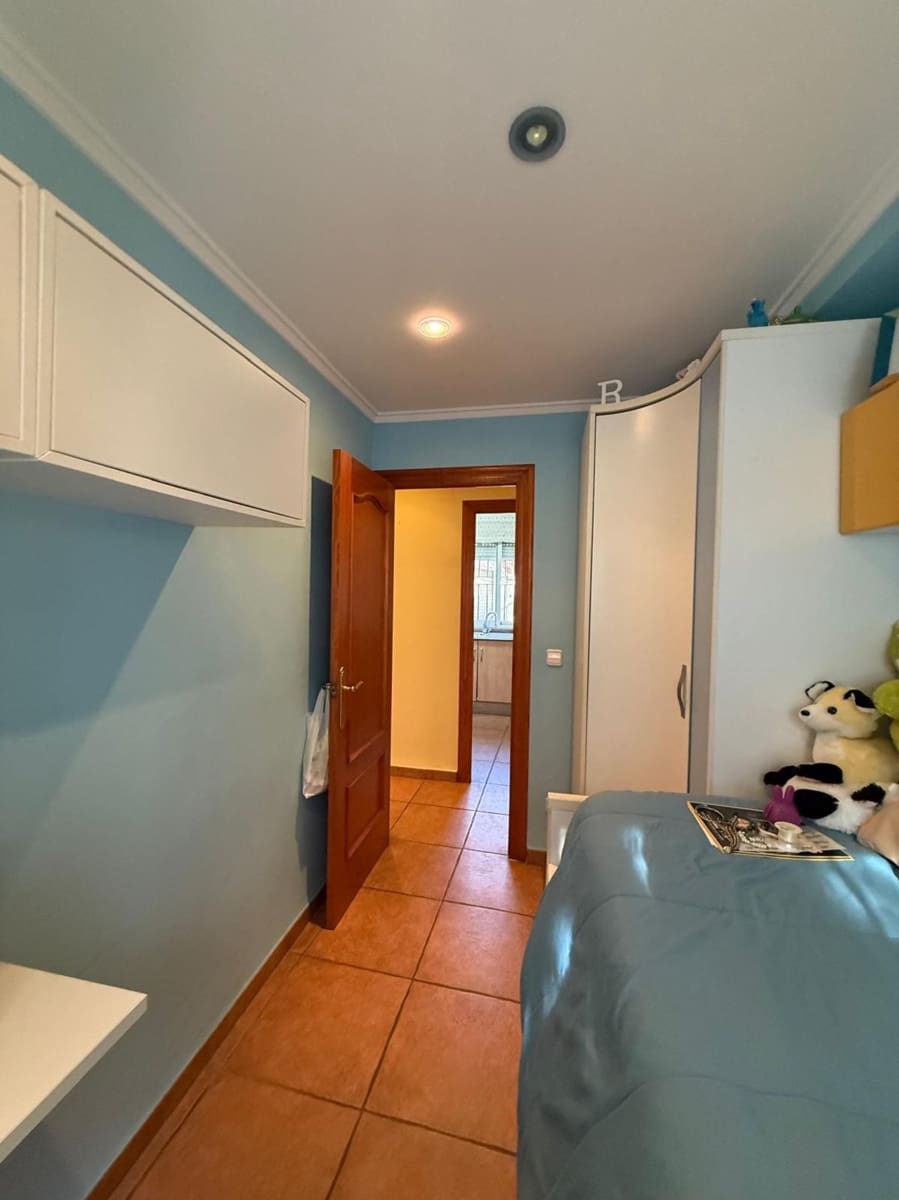 3 makuuhuone Huvila myytävänä paikassa Elda mukana uima-altaan - 185 000 € (Ref: 8857190)