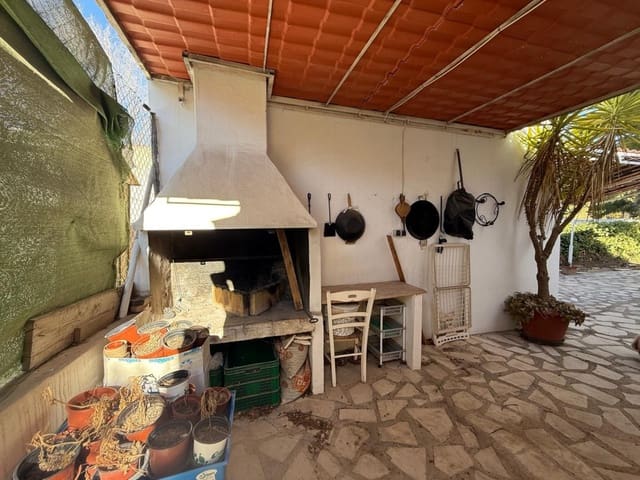 3 chambre Villa/Maison à vendre à Elda avec piscine - 185 000 € (Ref: 8857190)