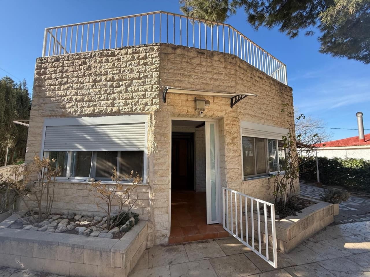 3 makuuhuone Huvila myytävänä paikassa Elda mukana uima-altaan - 185 000 € (Ref: 8857190)