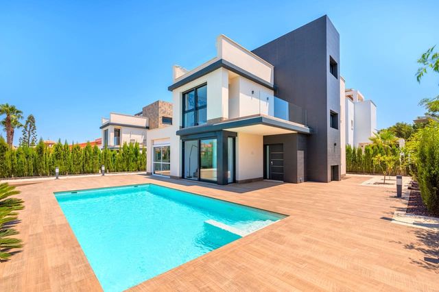 4 chambre Villa/Maison à vendre à Playa Honda, Carthagène avec piscine garage - 565 950 € (Ref: 8863675)