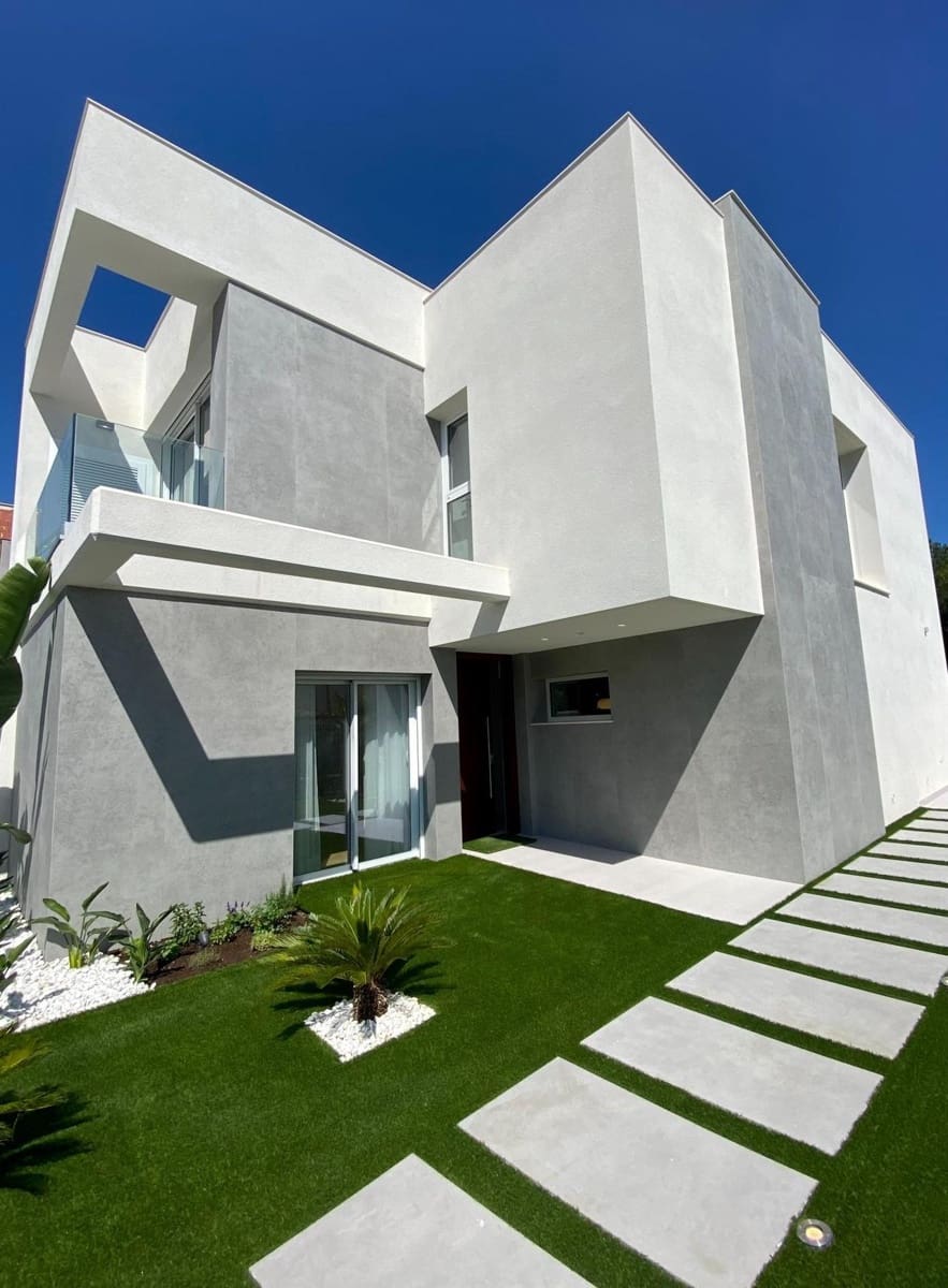 Chalet de 3 habitaciones en Finestrat en venta con piscina - 840.000 € (Ref: 8869212)