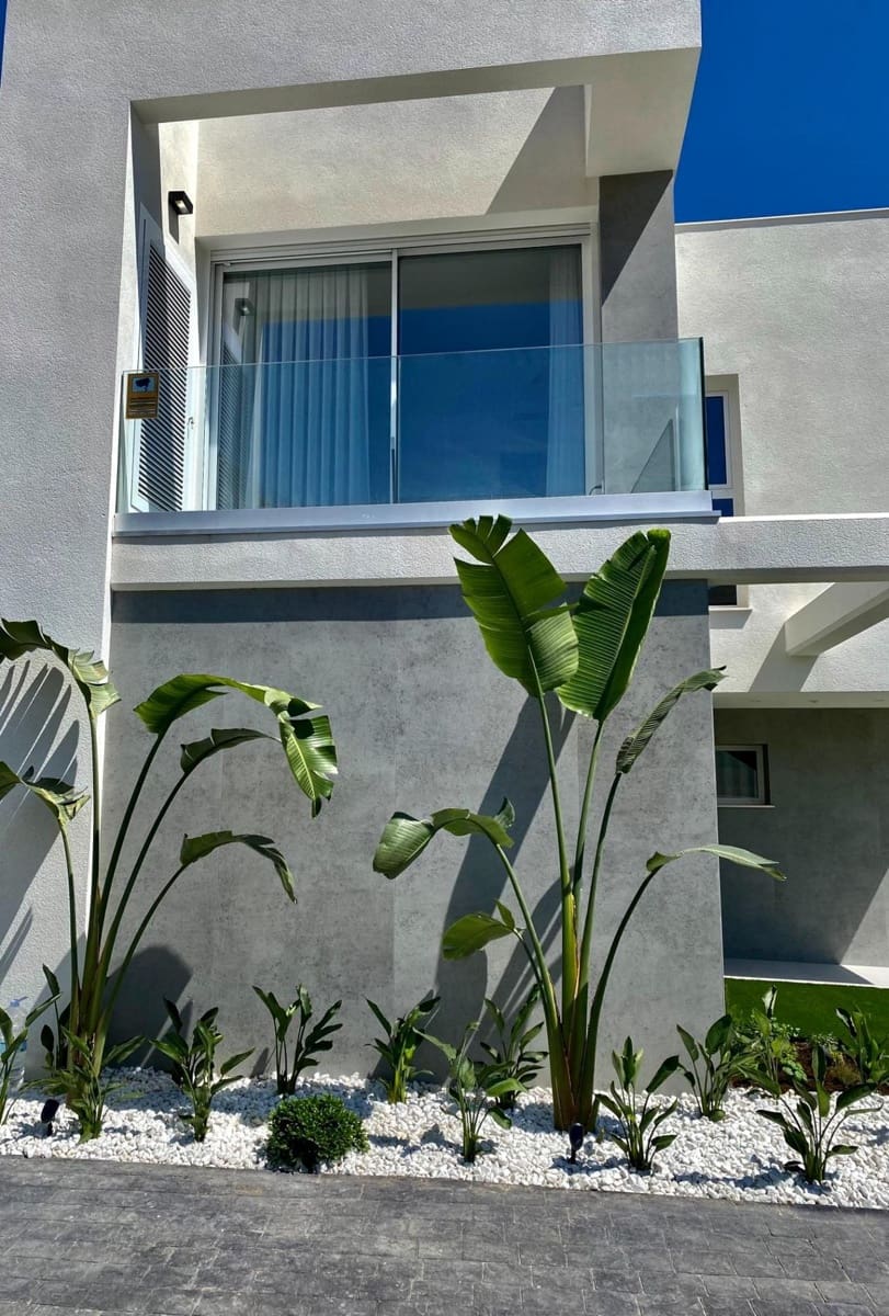 Chalet de 3 habitaciones en Finestrat en venta con piscina - 840.000 € (Ref: 8869212)