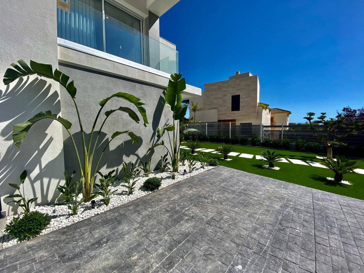 Chalet de 3 habitaciones en Finestrat en venta con piscina - 840.000 € (Ref: 8869212)